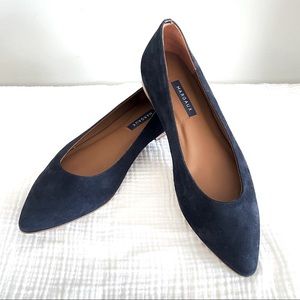 MARGAUX The Pointe Flats. Suede in color Midnight